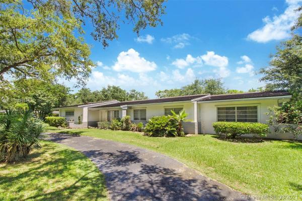 Town & Country Estates, 6525 SW 124 St, Pinecrest, Florida 33156, image 2