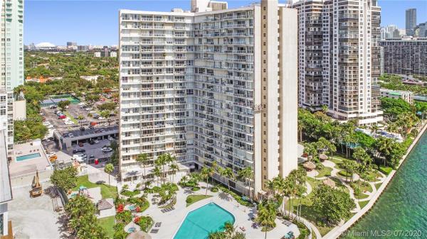Brickell Townhouse, 2451 Brickell Ave #20K, Miami, Florida 33129, image 2