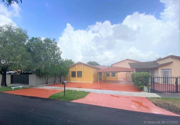 Delaurentis, 210 SW 98th Ct, Fountainebleau, Florida 33174, image 2