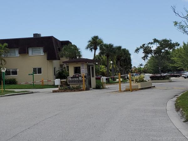 Heather Walk, 9007 SW 138th St #17, Kendall, Florida 33176, image 2