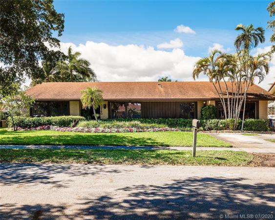 Highland Lakes, 21140 NE 22nd Ct, Ojus, Florida 33180, image 2