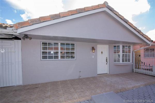 Biltmore Estates, 11493 NW 88th Ave, Hialeah Gardens, Florida 33018, image 2
