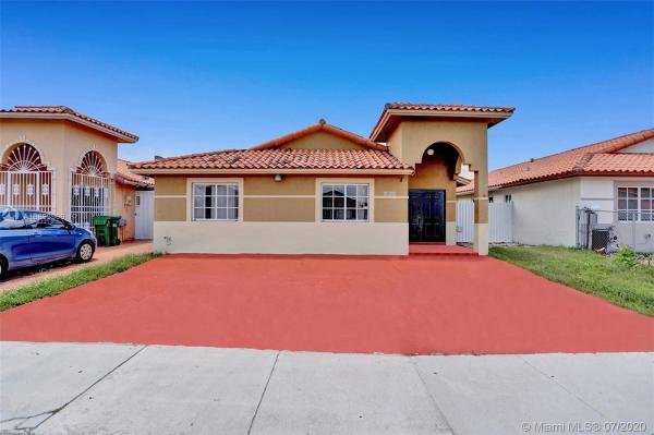 Berkshire, 8862 NW 110th Ln, Hialeah Gardens, Florida 33018, image 2