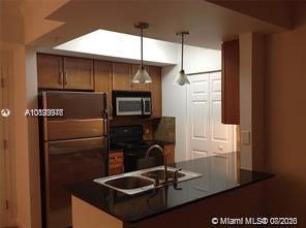 Cite On The Bay East, 2000 N Bayshore Dr #809, Miami, Florida 33137, image 3