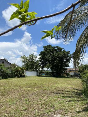 Country Club Estates, 473 Lafayette Dr, Miami Springs, Florida 33166, image 2