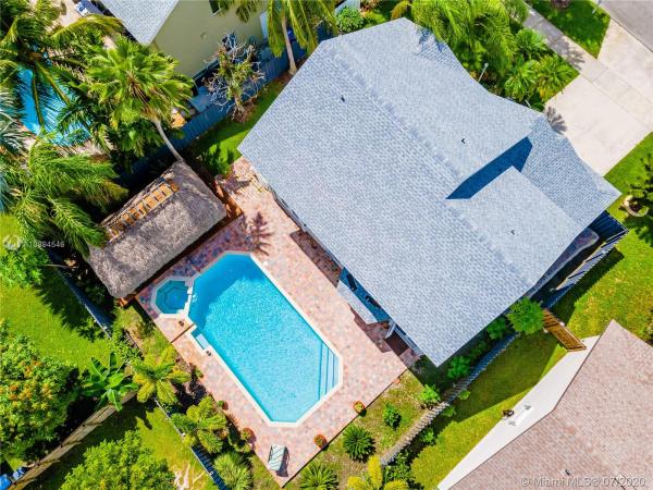 9761 SW 217th St, Cutler Bay, Florida 33190, image 2