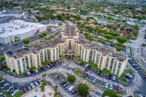 International Towers, 2055 SW 122nd Ave #410, Tamiami, Florida 33175, image 2