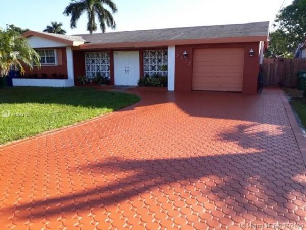 Miramar Isles, 3905 S Lake Ter, Miramar, Florida 33023, image 2