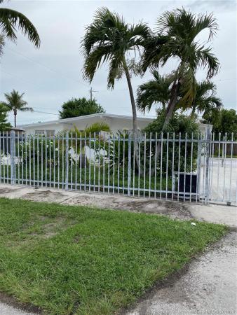 Westwood Lakes Residential, 11415 SW 45th St, Westwood Lakes, Florida 33165, image 2