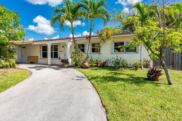 Heftler Homes Sunset Park, 9701 SW 77th Ter, Sunset, Florida 33173, image 2