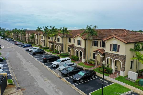 Martinique At Oasis, 572 Se 32nd Ave #572, Homestead, Florida 33033, image 2