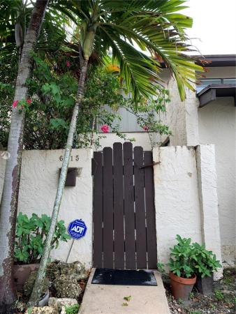 Snapper Creek Townhouses, 6515 SW 112th Ct #6515, Kendall, Florida 33173, image 2