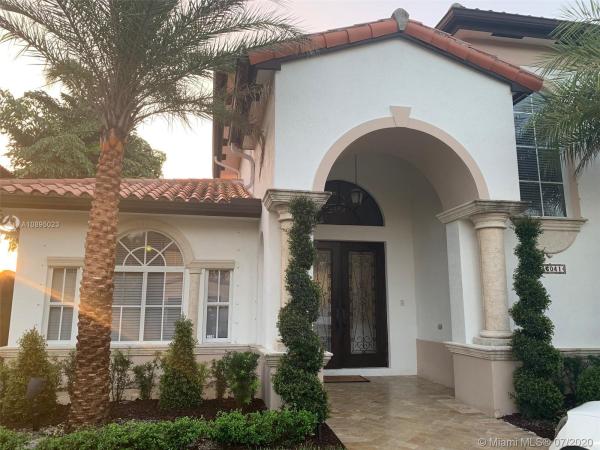 Silvercrest North, 16041 NW 79 Ct #, Miami Lakes, Florida 33016, image 2