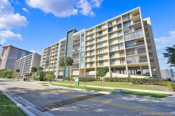 Fairview House, 17600 N Bay Rd #N905, Sunny Isles Beach, Florida 33160, image 2