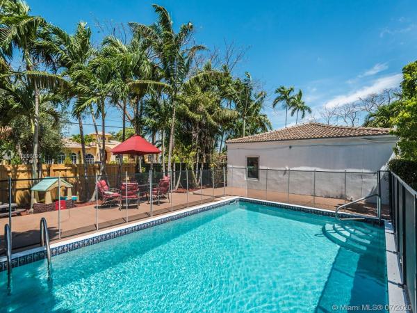 Cinema Park Country Club Estates, 498 Swan Ave, Miami Springs, Florida 33166, image 2