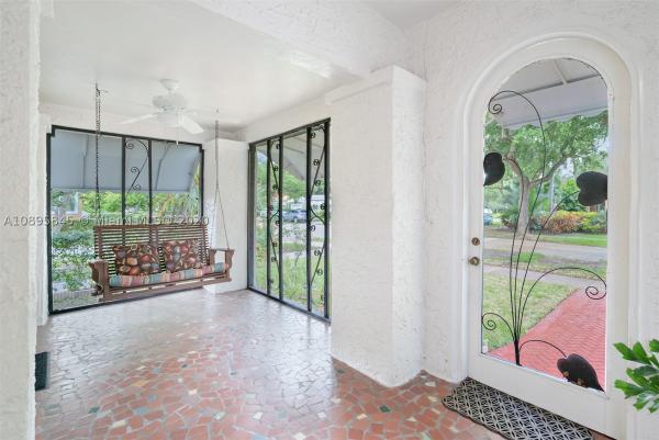 Coconut Grove, 244 Fluvia Ave, Coral Gables, Florida 33134, image 3