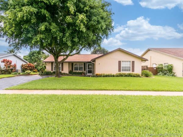 American Homes At Southwind Lakes, 9518 Burlington Pl, Boca Raton, Florida 33434, image 2