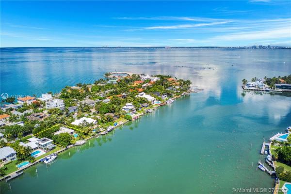 Mashta Island, 611 N Mashta Dr, Key Biscayne, Florida 33149, image 2