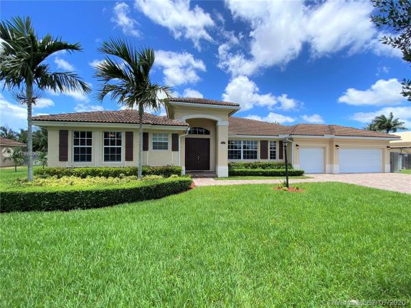Estate Mansions, 12941 SW 221st St, Goulds, Florida 33170, image 2