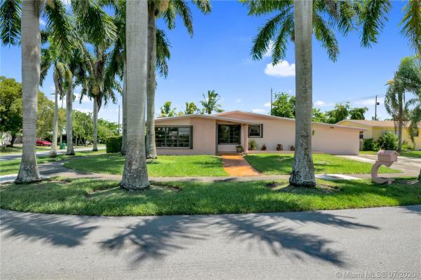 South Miami Heights Manor, 11732 SW 173rd Ter, South Miami Heights, Florida 33177, image 2