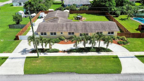 Universal Estates South, 16385 SW 280th St, Redland, Florida 33031, image 2