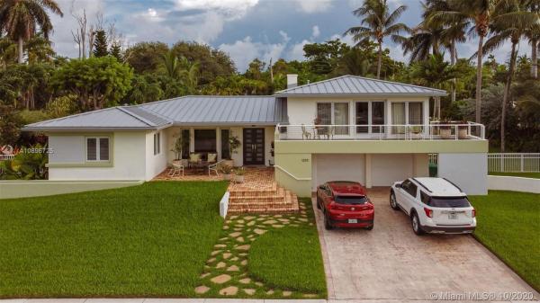 1233 NE 89th St, Unincorporated Dade County, Florida 33138, image 2