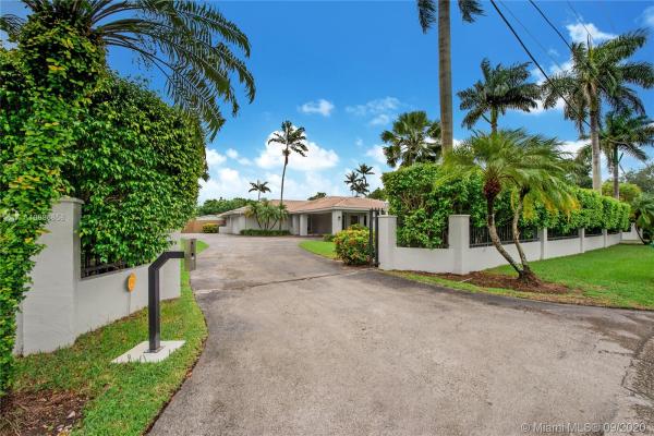 Ranch Estates, 11501 SW 88th Ave, Kendall, Florida 33176, image 2
