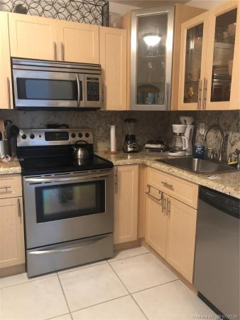 3725 S Ocean Dr #1025, Hallandale Beach, Florida 33019, image 2
