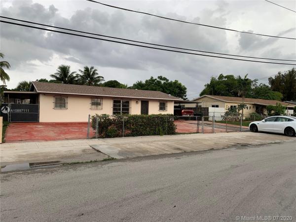 Carol City Gardens, 4470 NW 196th St, Miami Gardens, Florida 33055, image 2