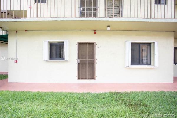 Tamiami Village, 1001 SW 105th Ave #105, University Park, Florida 33174, image 2
