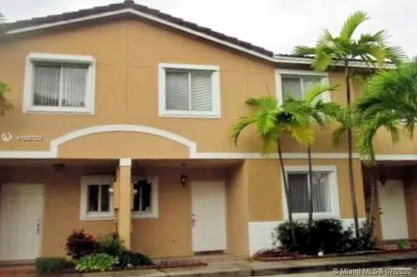 Weitzer Serena Lakes Townhomes, 17506 SW 139th Ct, Richmond West, Florida 33177, image 2
