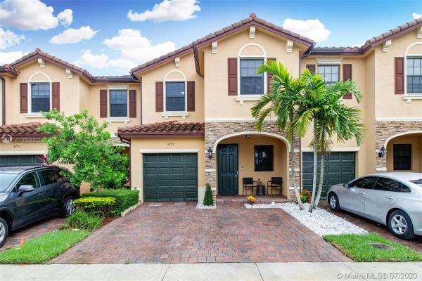 Chateau At The Vineyards, 3797 SE 3rd Ct, Homestead, Florida 33033, image 2