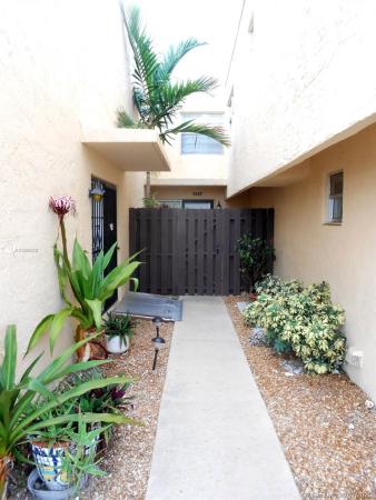Shores Villas, 9037 NE 4th Ave Rd #9037, Miami Shores, Florida 33138, image 2