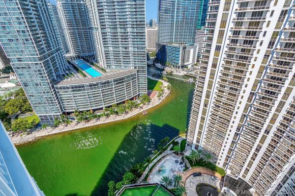 Courts Brickell Key, 801 Brickell Key Blvd #PH8, Miami, Florida 33131, image 2