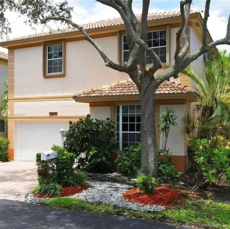 San Marino Village, 1241 Hayes St, Hollywood, Florida 33019, image 2