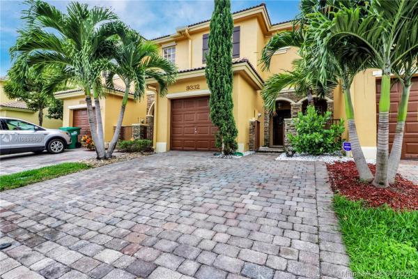 The Waterways At Isles Of Bayshore, 9332 SW 220th Ter, Cutler Bay, Florida 33190, image 2