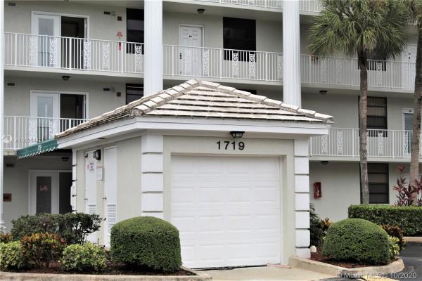 Whitehall 2 Of Pine Island Ridge, 1719 Whitehall Dr #401, Davie, Florida 33324, image 2