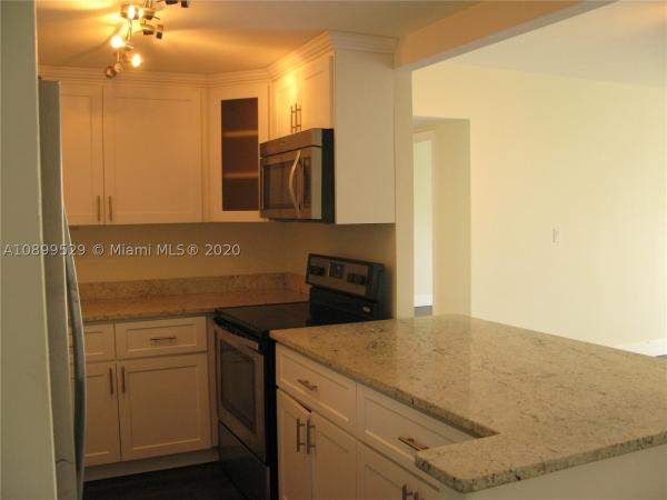 11111 Biscayne Blvd #4D, Unincorporated Dade County, Florida 33181, image 3