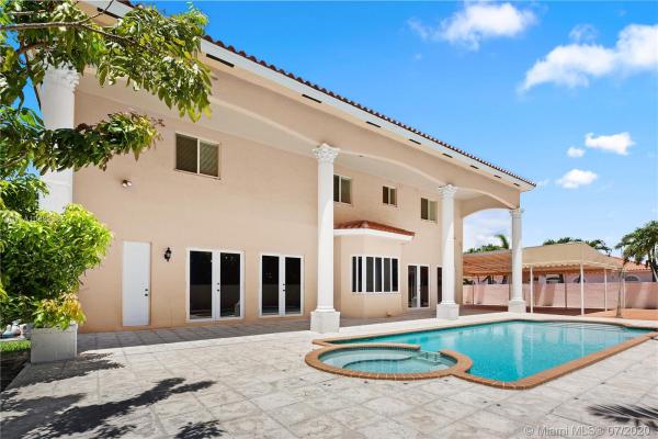 Sunset Estates, 7233 SW 122nd Pl, Kendale Lakes, Florida 33183, image 2