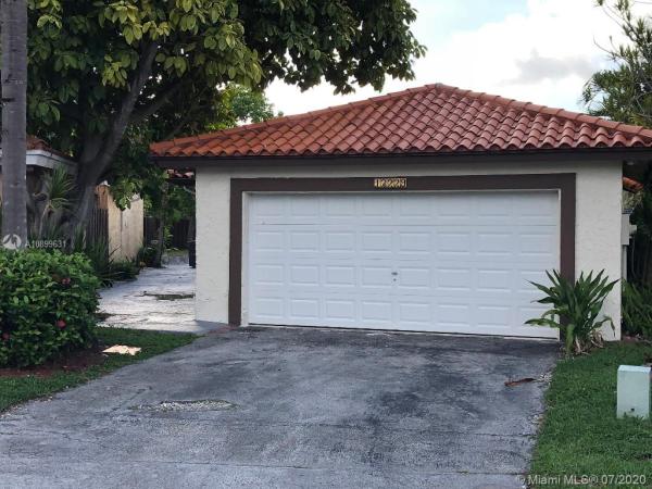 Tamiami Lakes, 13229 SW 9th Ln, Tamiami, Florida 33184, image 2