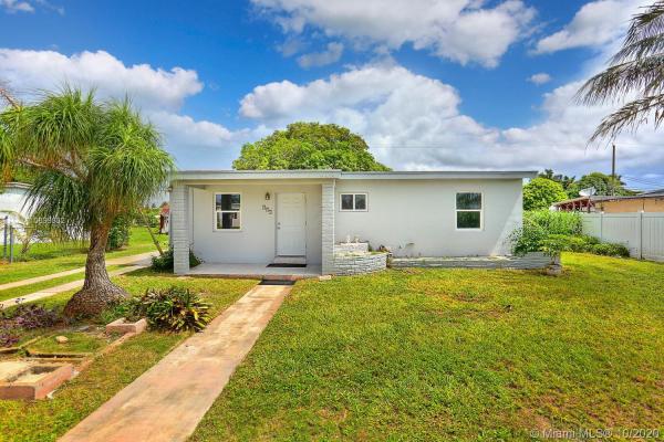 371 NE 12th St, Unincorporated Dade County, Florida 33030, image 2