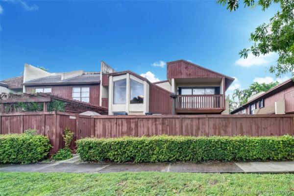Snapper Village, 7014 SW 114th Pl #F53, Kendall, Florida 33173, image 2