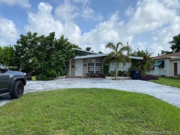 Fulford By The Sea, 1710 NE 173rd St, North Miami Beach, Florida 33162, image 2