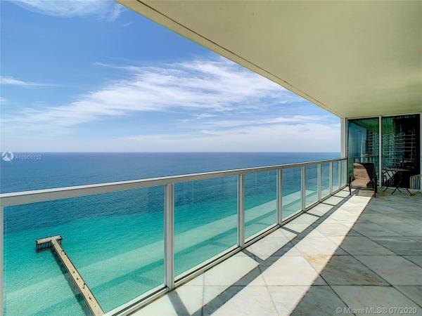 La Perla, 16699 Collins Ave #3203, Sunny Isles Beach, Florida 33160, image 2
