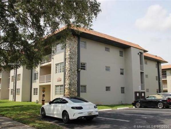 Lake Placid, 13900 Lake Placid Ct #A19, Miami Lakes, Florida 33014, image 2