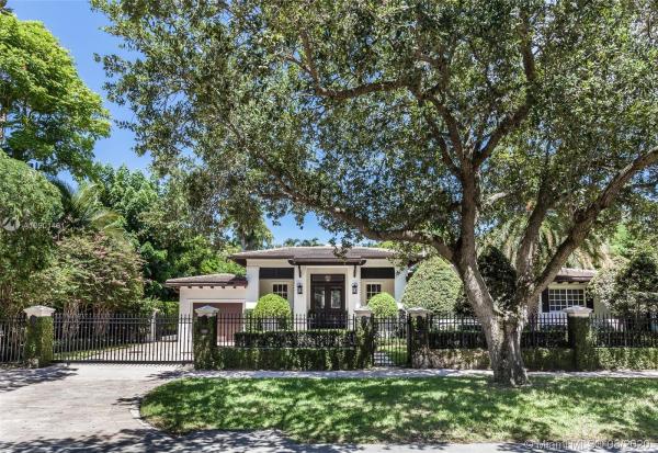 Riviera, 6819 Altamira St, Coral Gables, Florida 33146, image 2