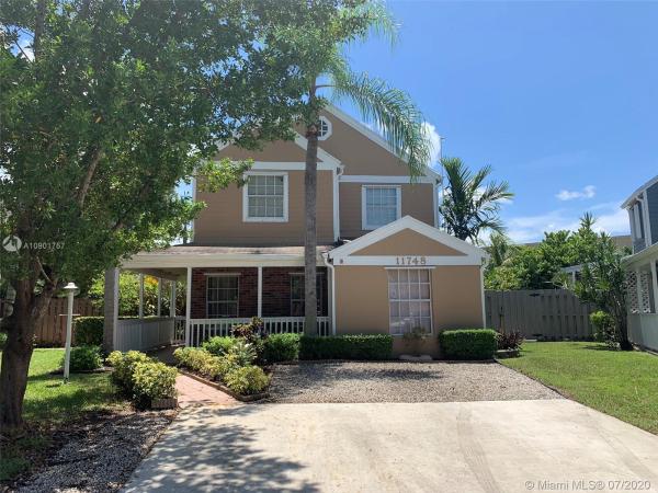 Towngate South, 11748 SW 119th Ter, Kendall, Florida 33186, image 2