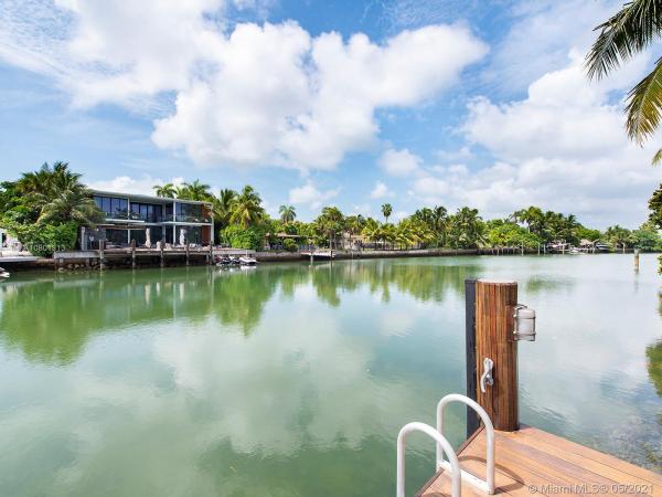 Garden, 3427 N Meridian Ave, Miami Beach, Florida 33140, image 2