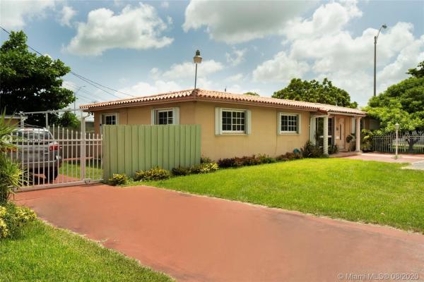 Coral Villas, 6698 SW 30th St, Coral Terrace, Florida 33155, image 2