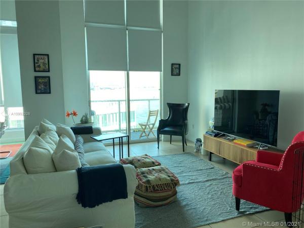 Met 1, 300 S Biscayne Blvd #L-822, Miami, Florida 33131, image 2